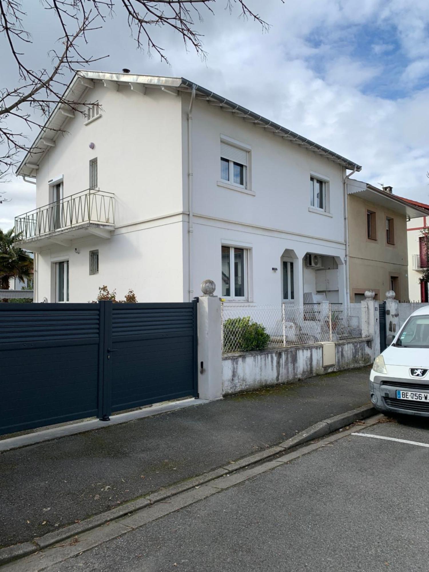 Chez Line Et Francis Apartment Tarbes Ngoại thất bức ảnh