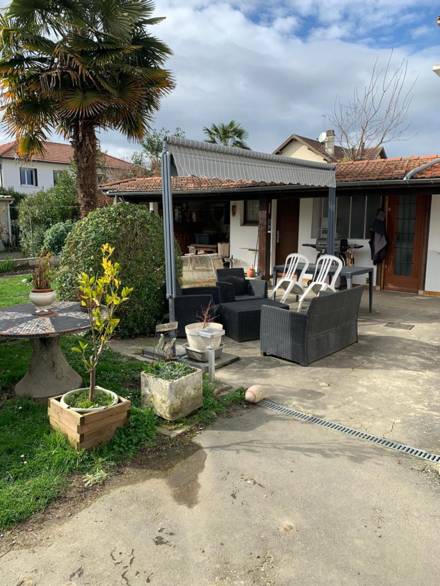 Chez Line Et Francis Apartment Tarbes Ngoại thất bức ảnh